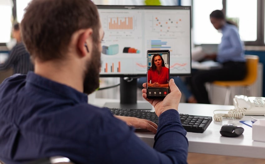 paralyzed-businessman-discussing-management-strate-2025-02-19-14-27-56-utc